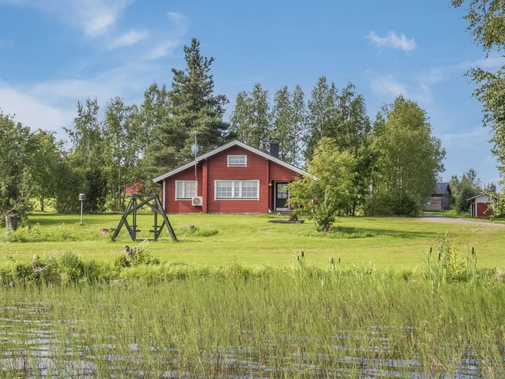 Mansikkaranta 1-Binnen