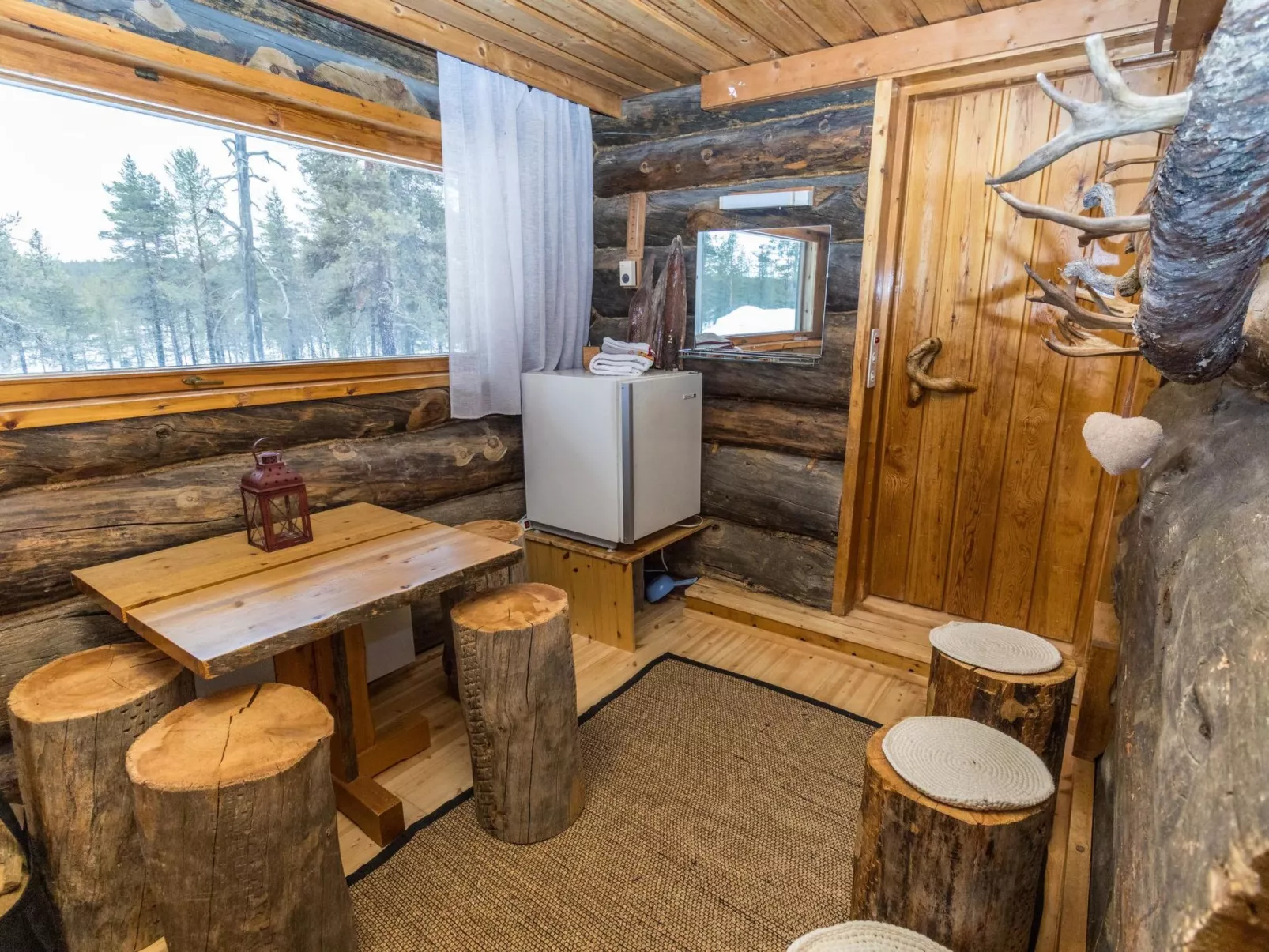 Villa kopararova-Binnen