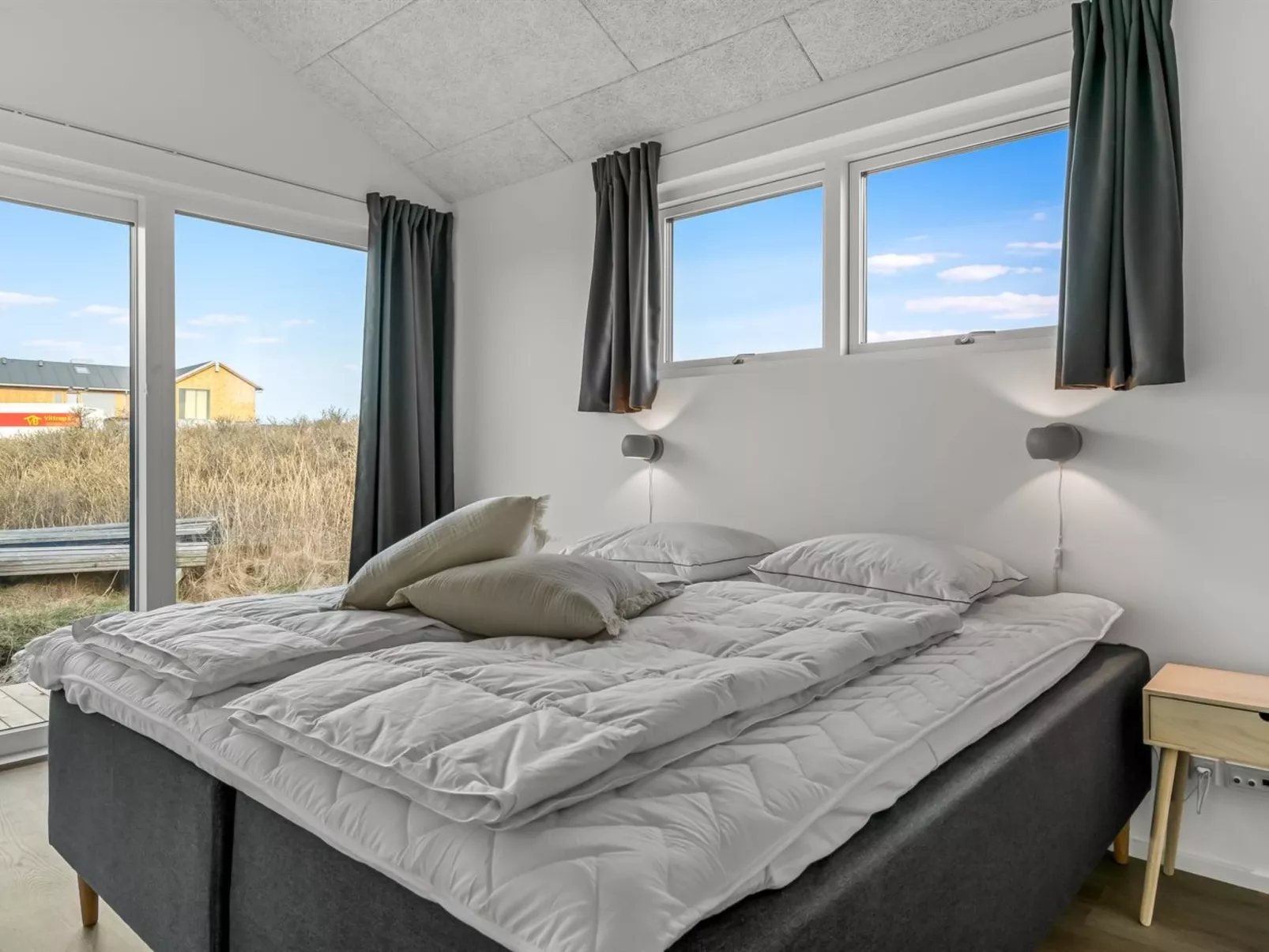 "Jouni" - 200m from the sea-Binnen