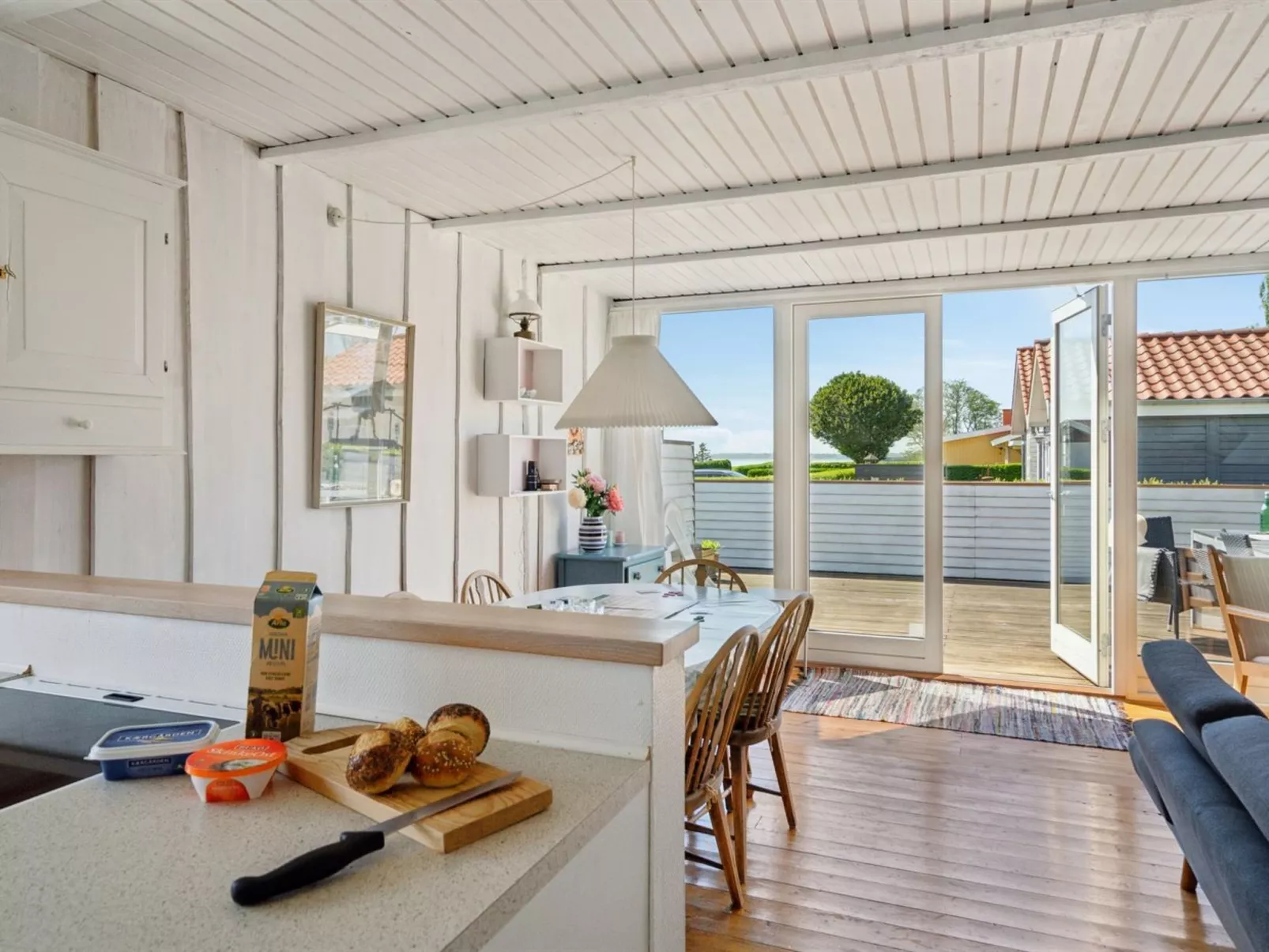 "Hira" - 200m from the sea-Binnen