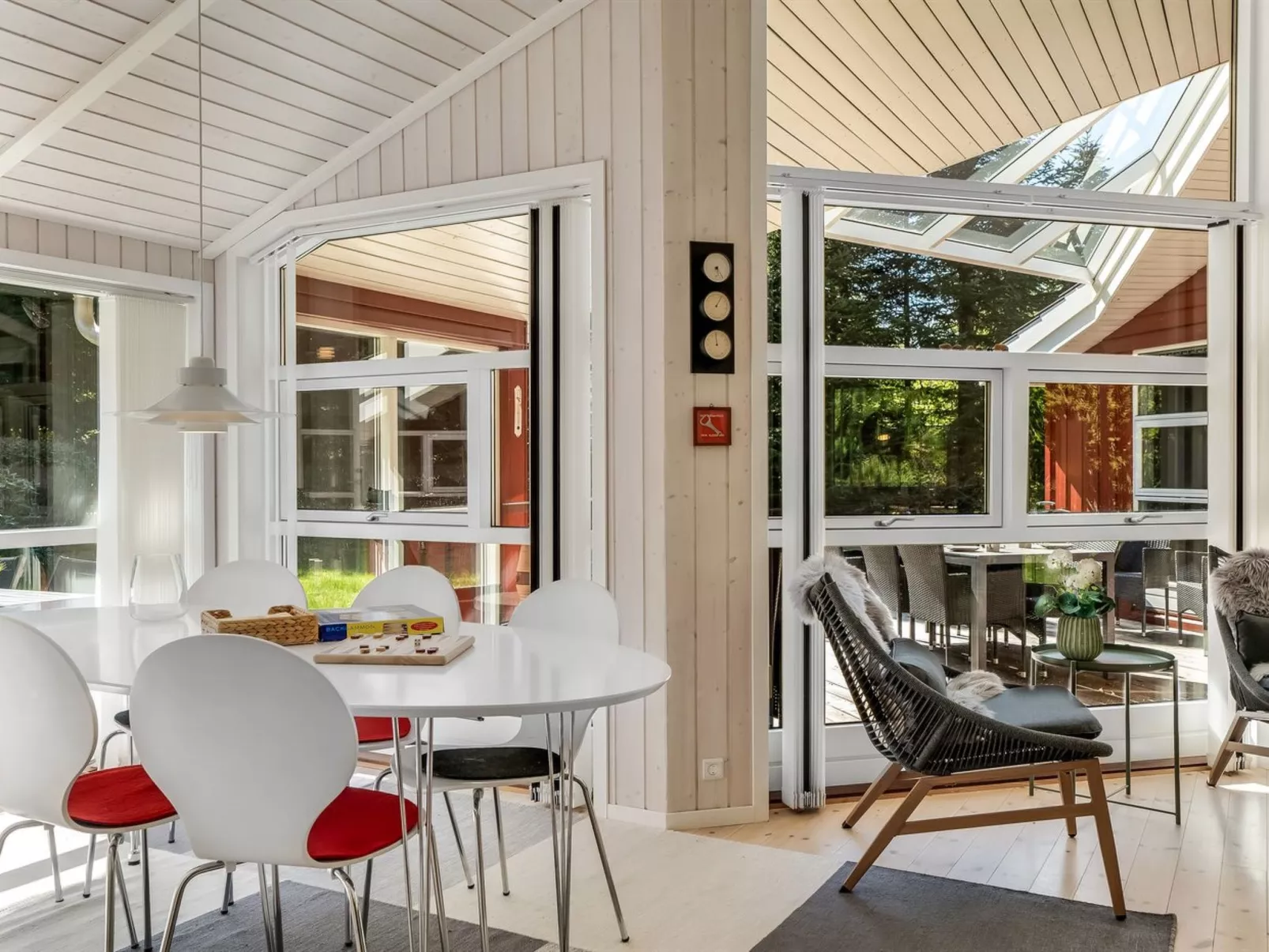 "Atti" - 500m to the fjord-Binnen