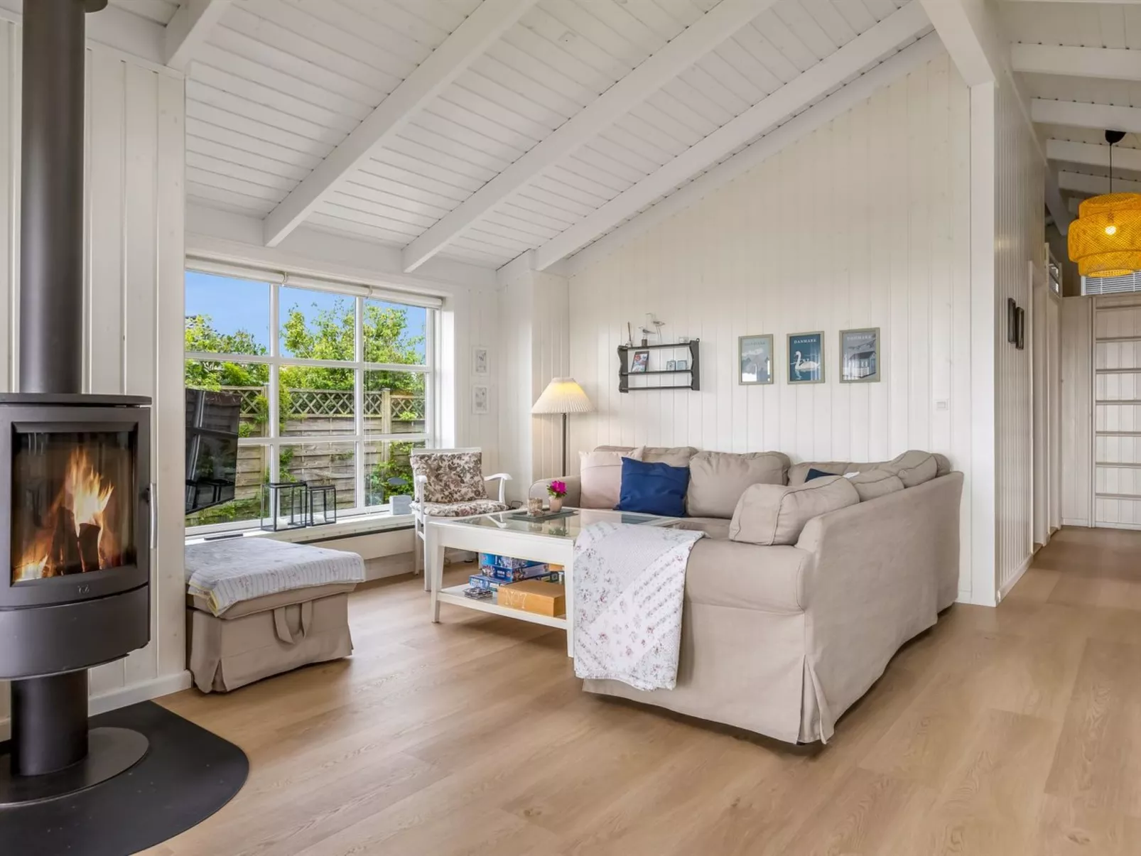 "Withger" - 20m from the sea-Binnen