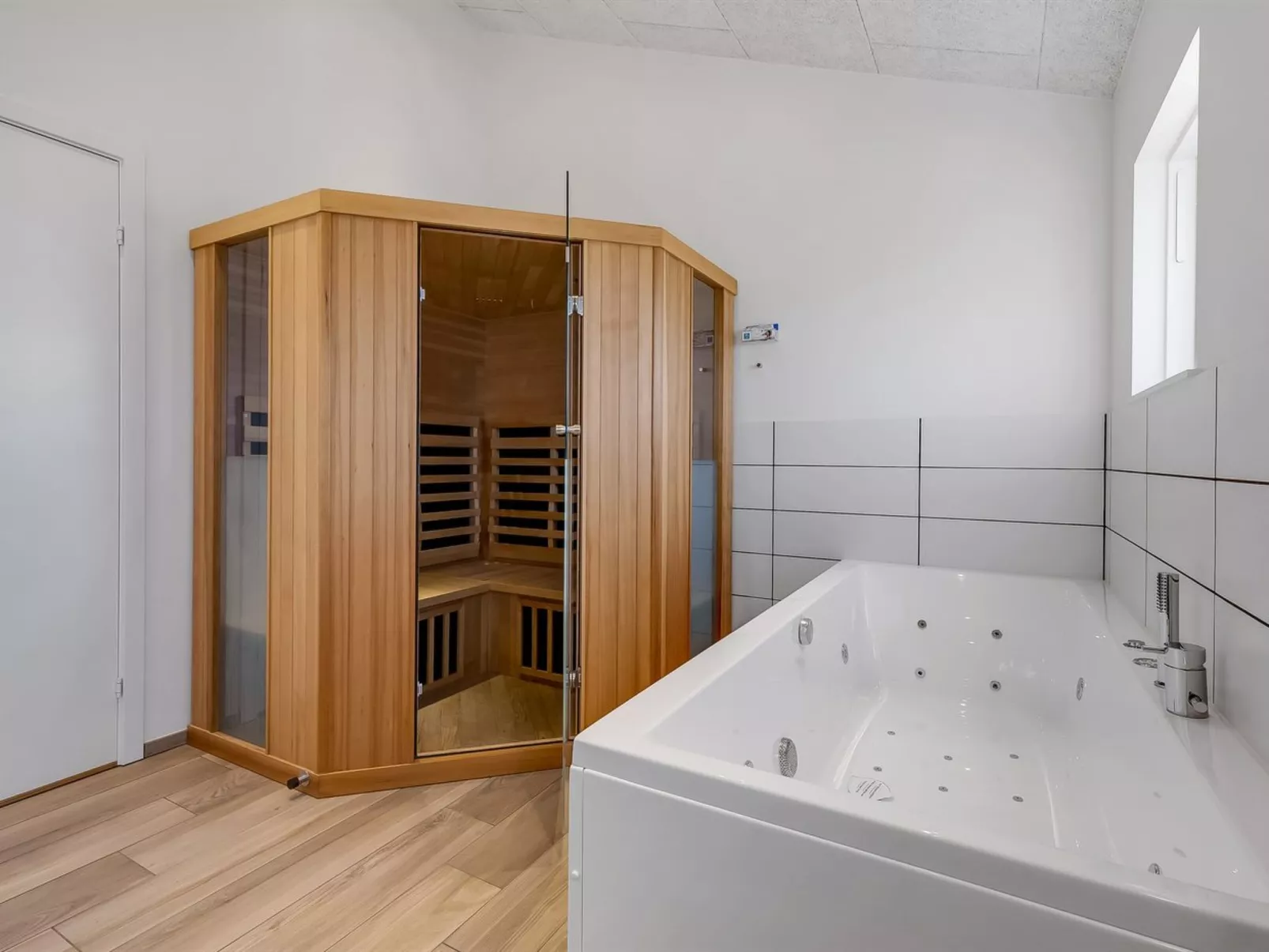 "Finulf" - 300m from the sea-Binnen