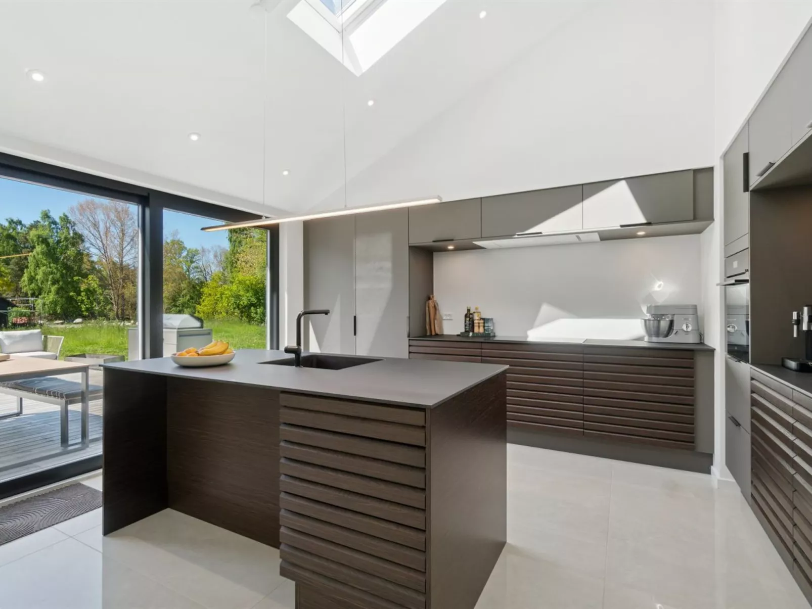 &quot;Tove&quot; - 350m from the sea-Binnen