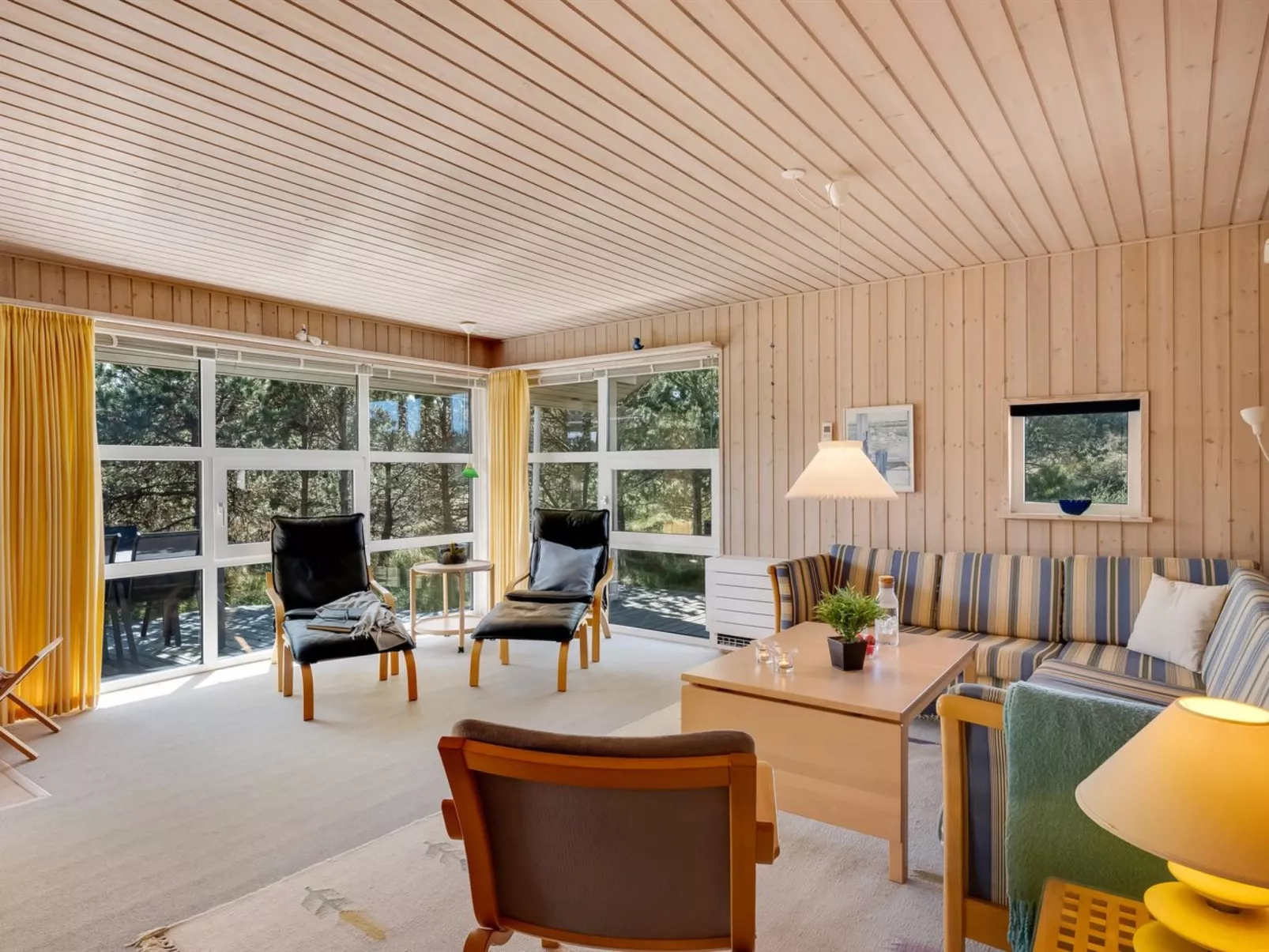 "Jeip" - 2.1km from the sea-Binnen