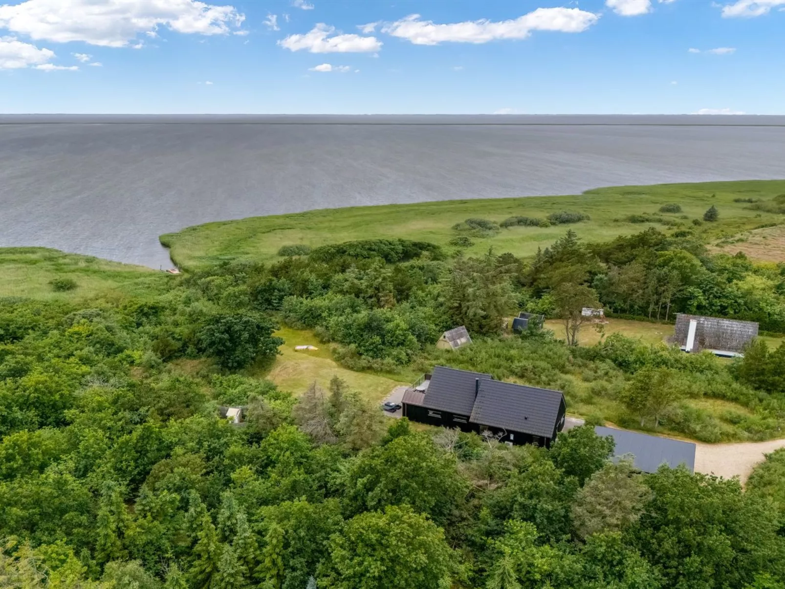 "Gadde" - 100m to the fjord-Buiten