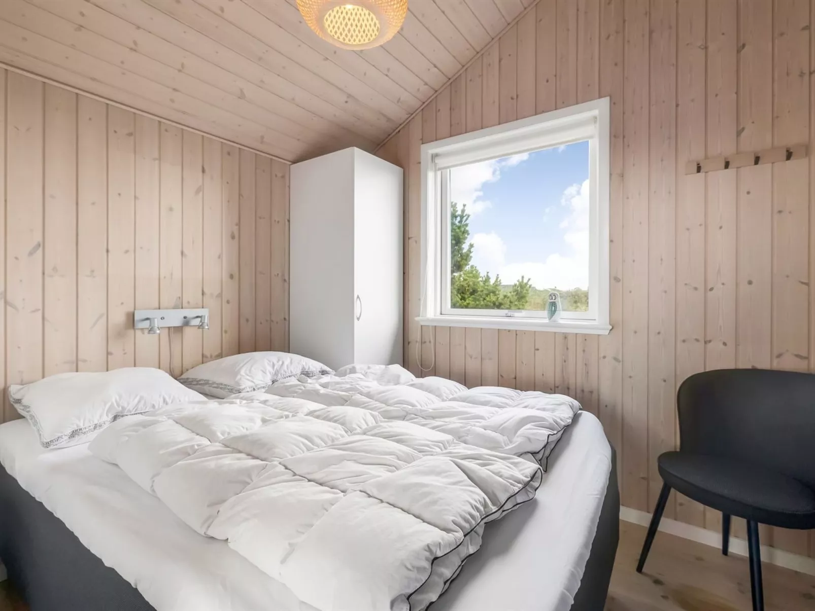 "Effie" - 500m from the sea-Binnen