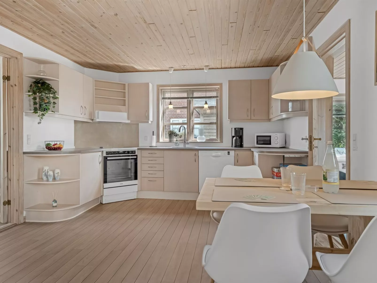 "Antine" - 400m from the sea-Binnen