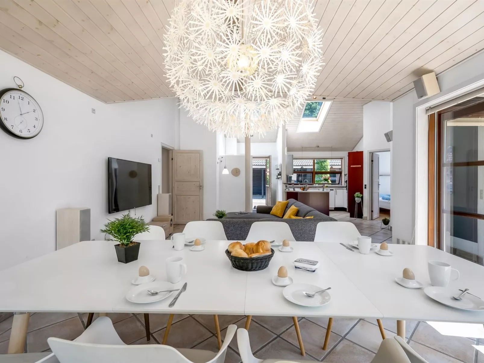 "Lillebror" - 12km from the sea-Binnen