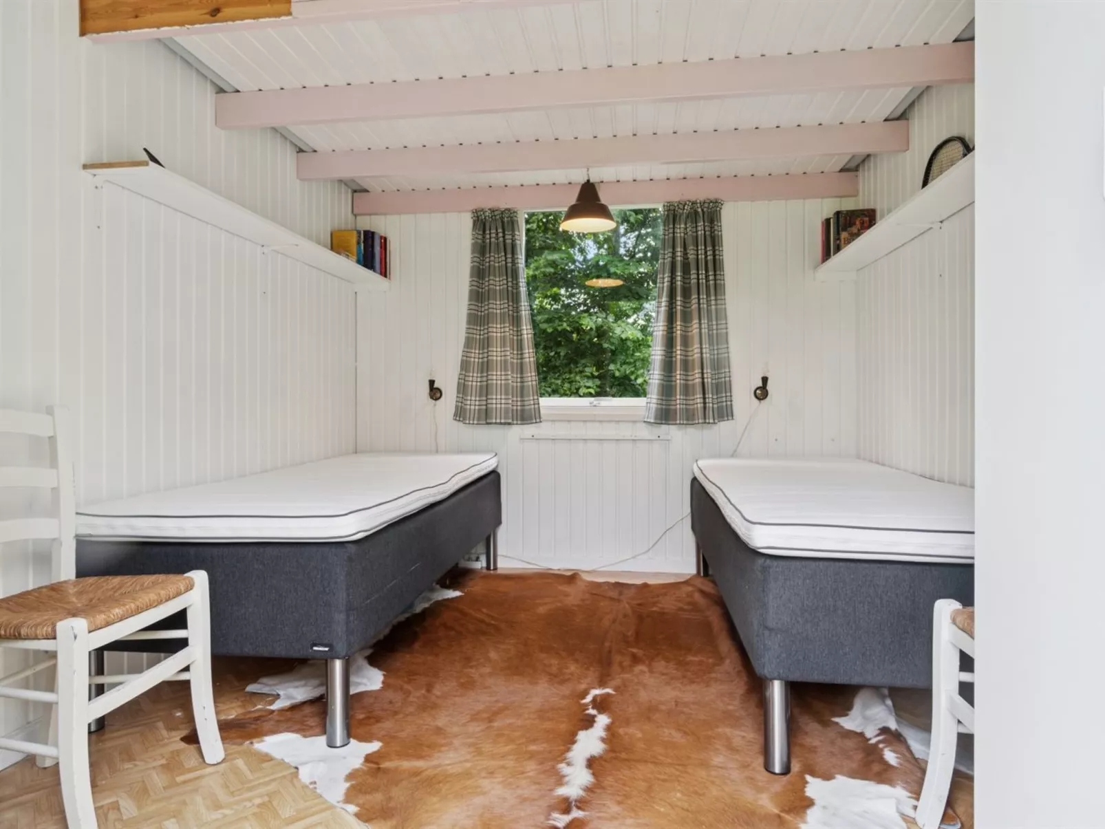 "Marjanne" - 800m from the sea-Binnen