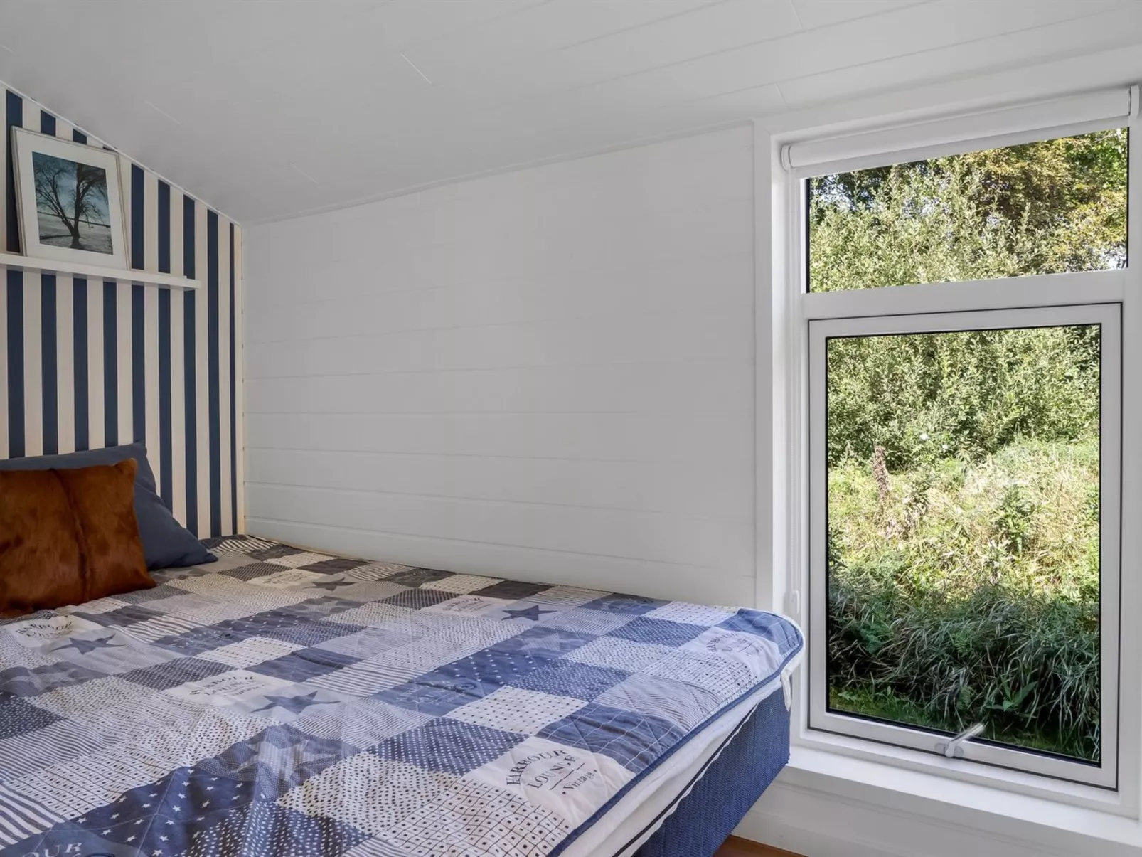 "Eilke" - 2km from the sea-Binnen