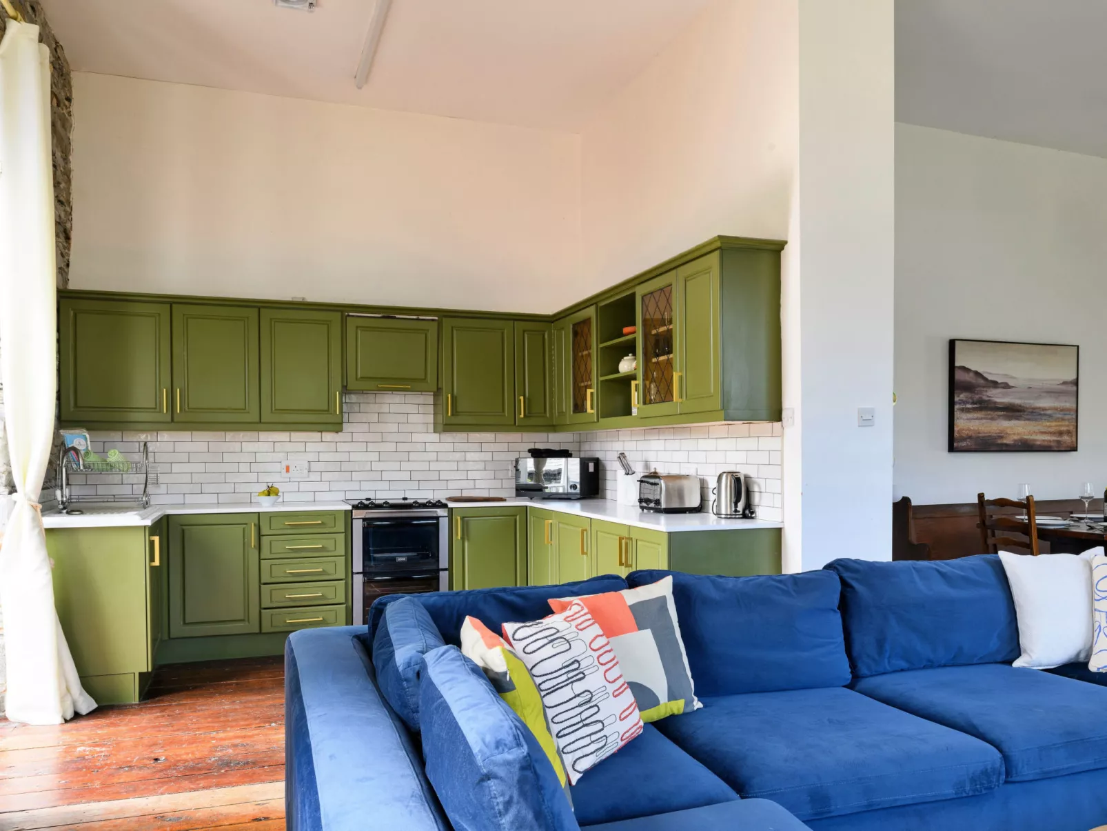 The Old Wesleyan Chapel-Binnen