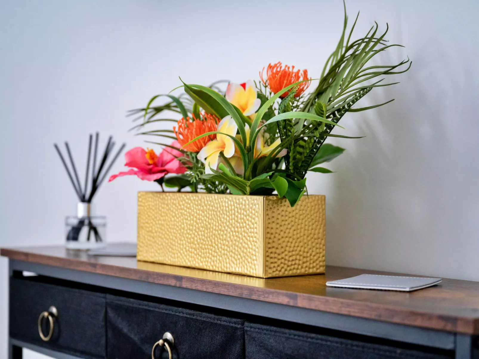 The Bank House-Buiten