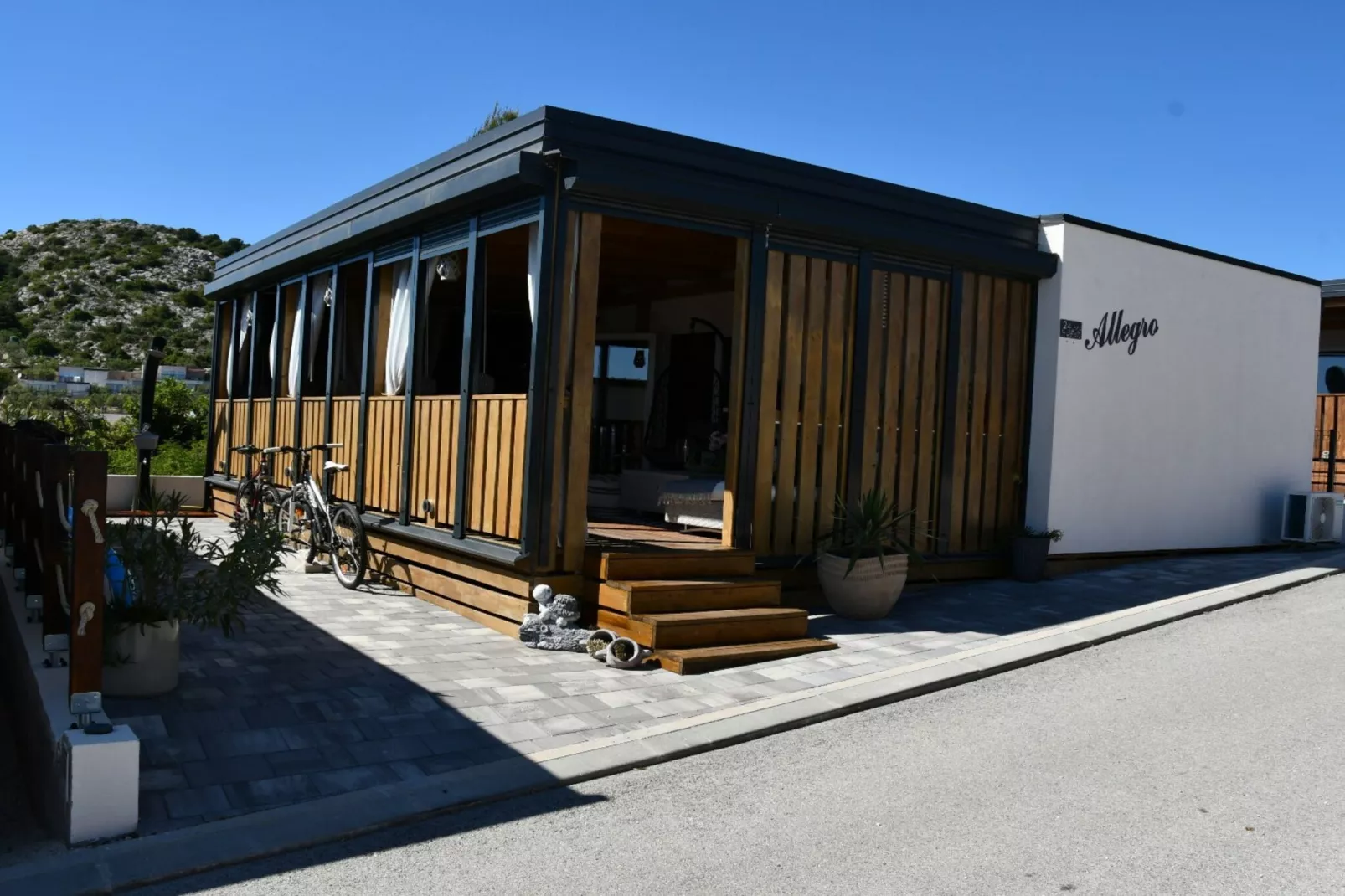 Mobile Home With Terrace And Sea View (Allegro)-Buitenlucht