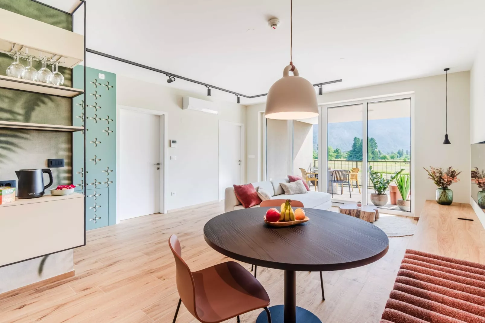 Bovec Chic Apartment with Sauna - One Bedroom Apartment with Balcony-Keuken