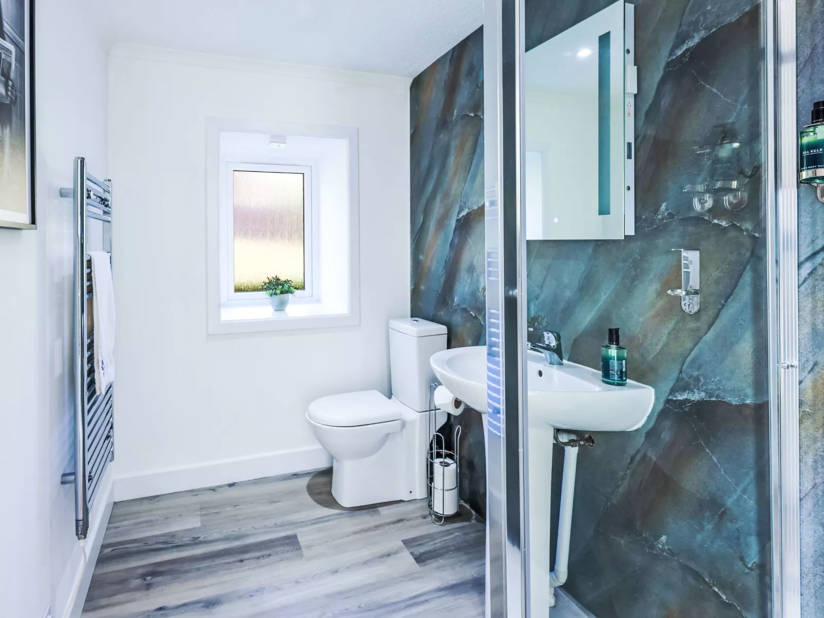 Gordonstoun Cottage-Binnen