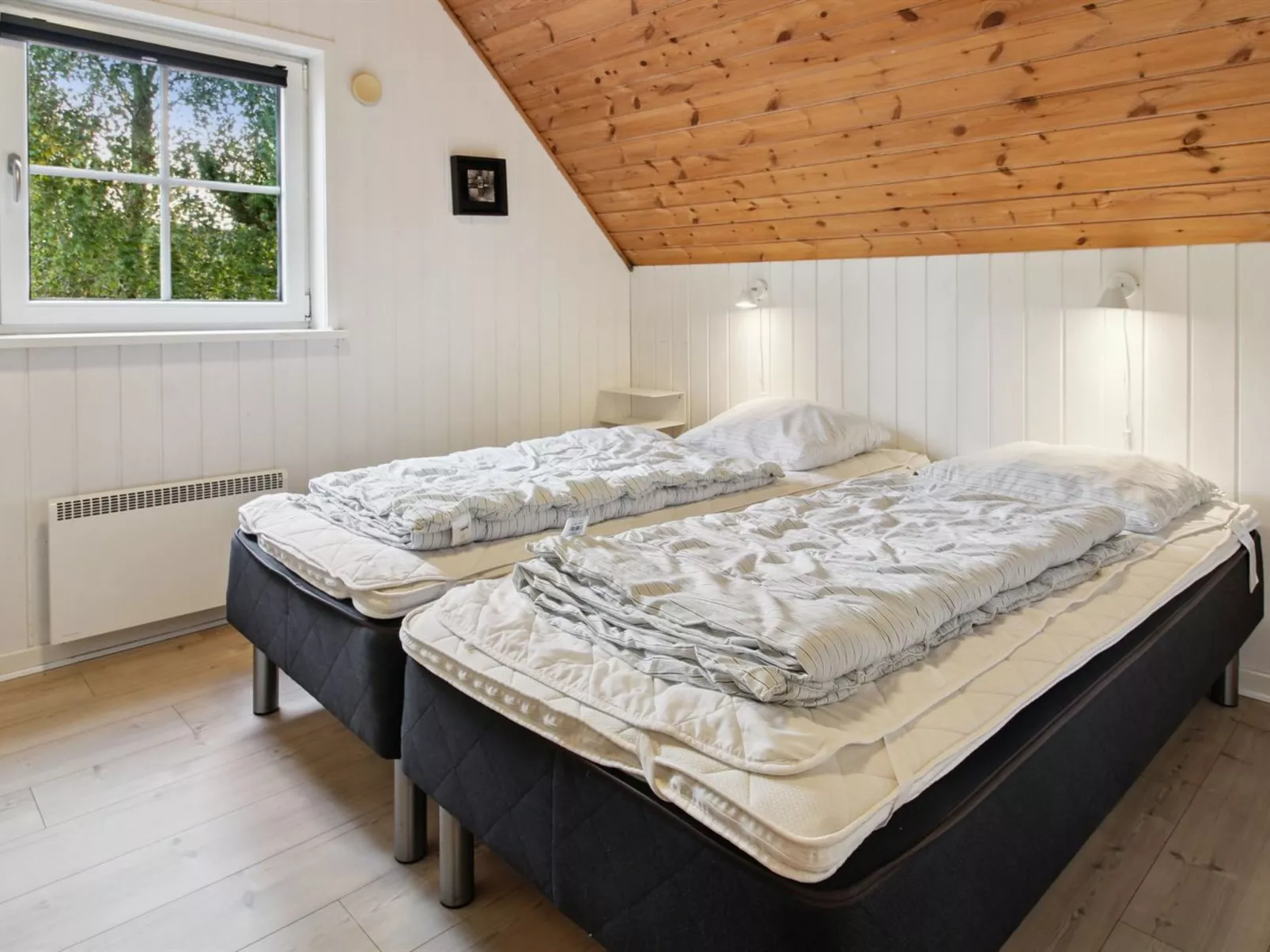 "Alvina" - 3.2km from the sea-Binnen