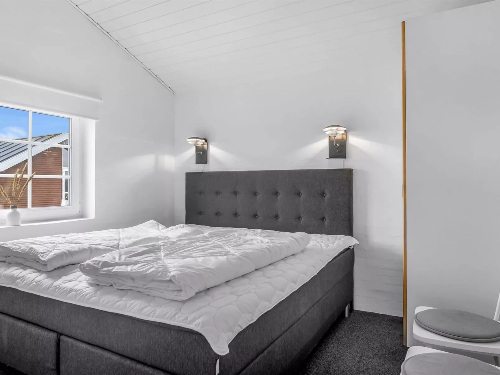 "Amber" - 300m from the sea-Binnen