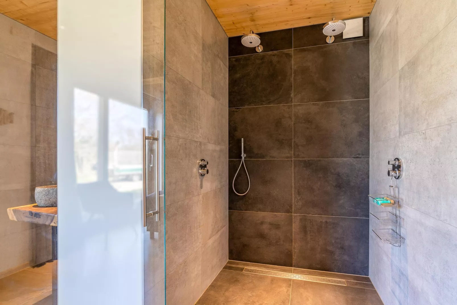 Villa Buytenplaats 183-Badkamer