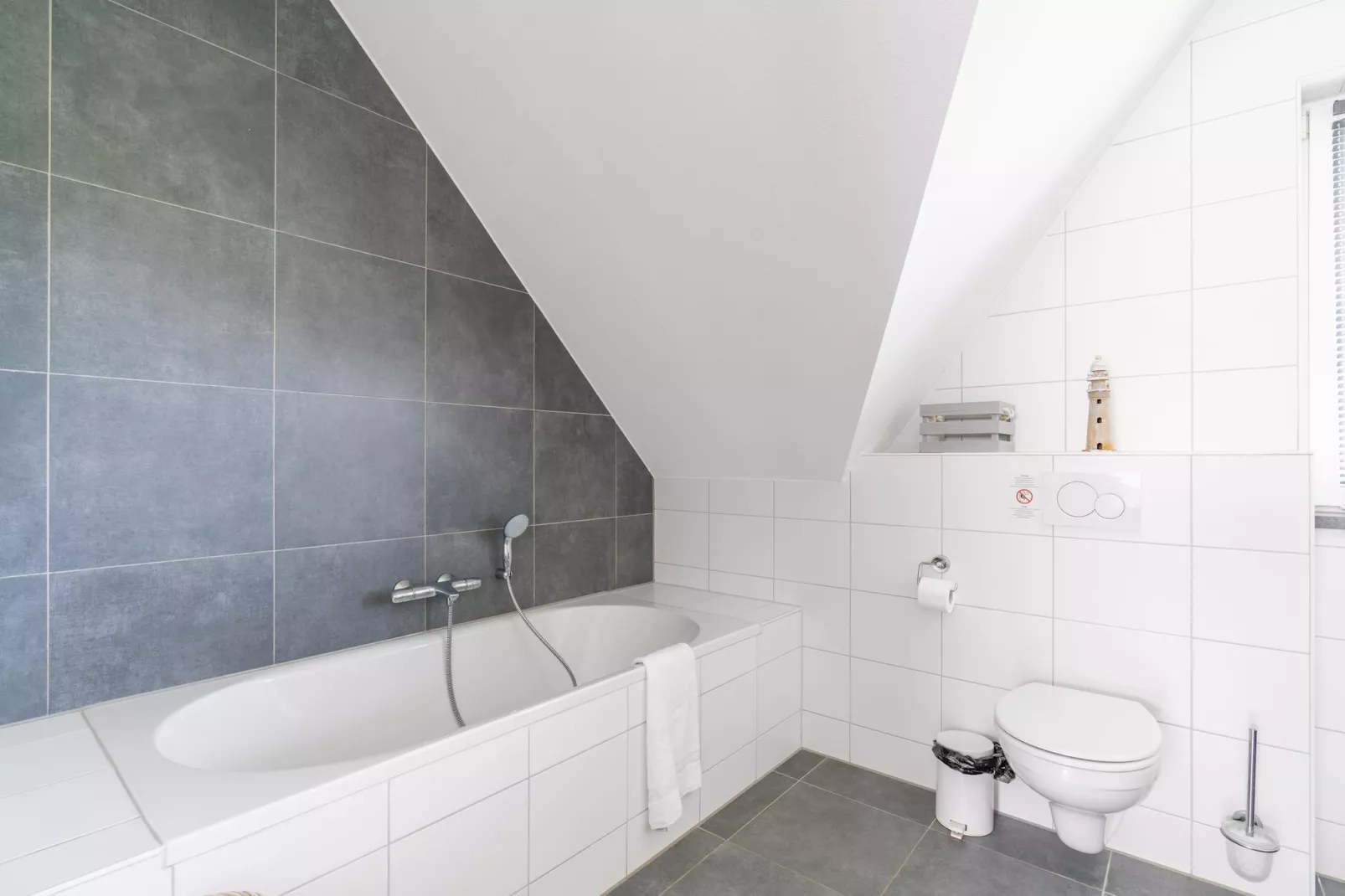 Hoogelandt 106F-Badkamer