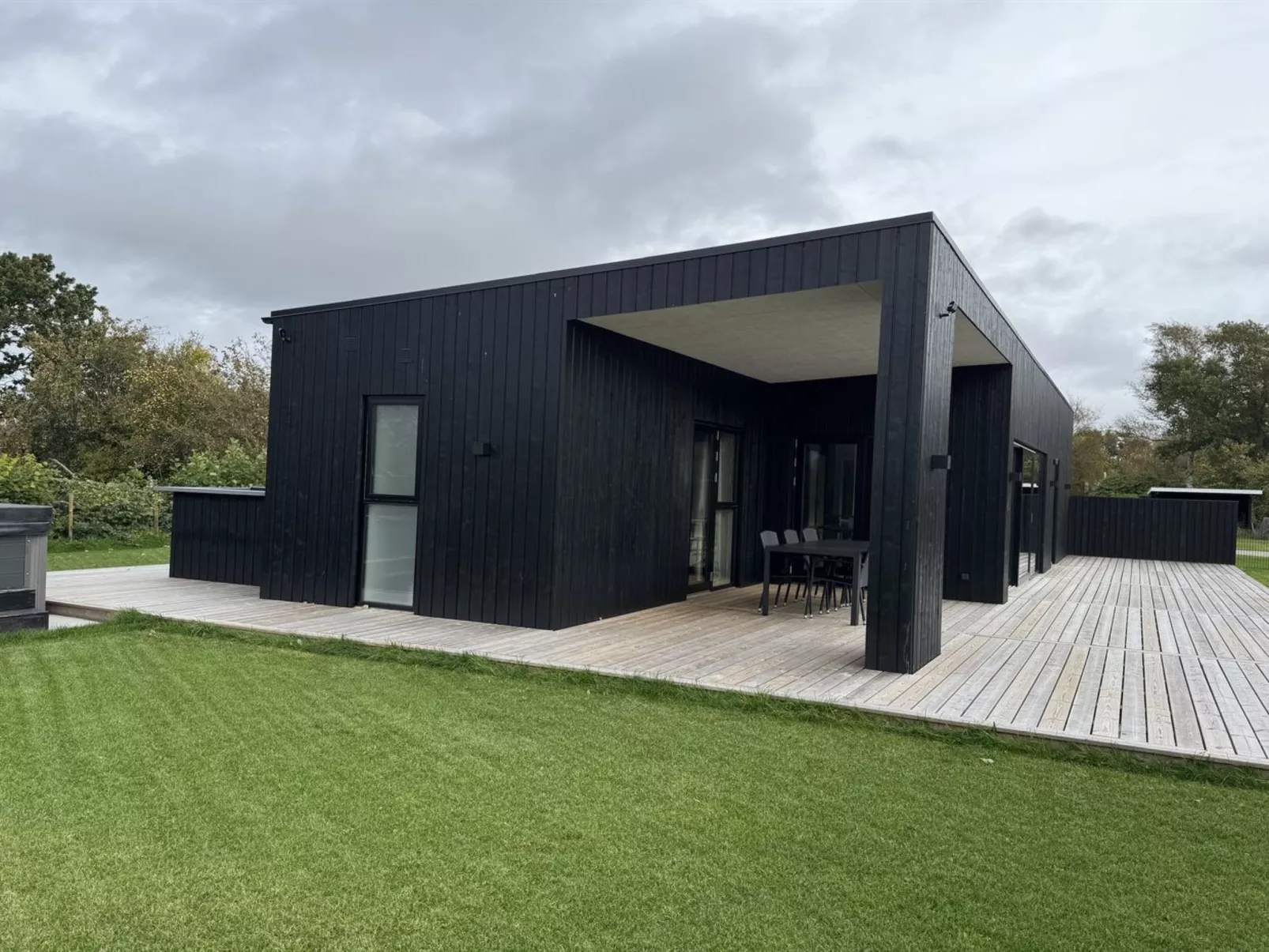 "Barnet" - 180m to the fjord-Buiten