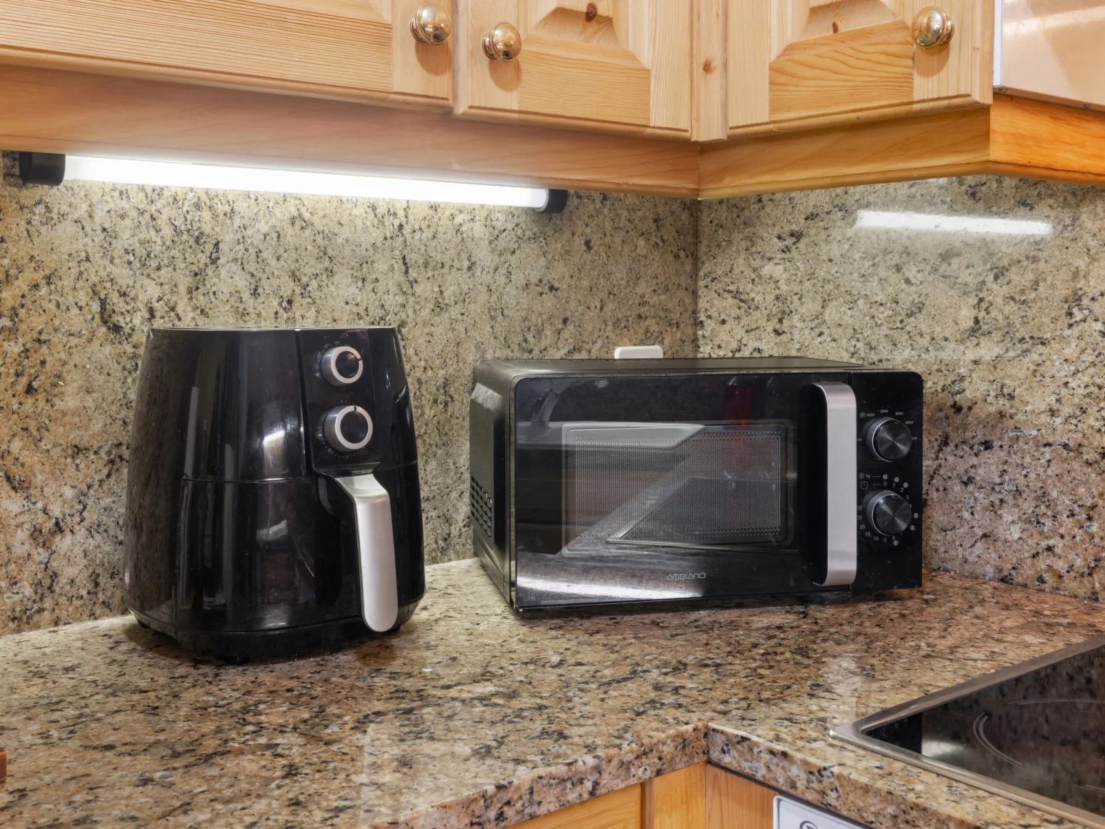 Les Pierres C 3-Binnen