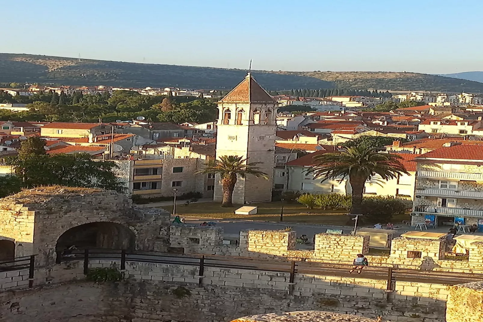 M Apartment Trogir-Gebieden zomer 5km