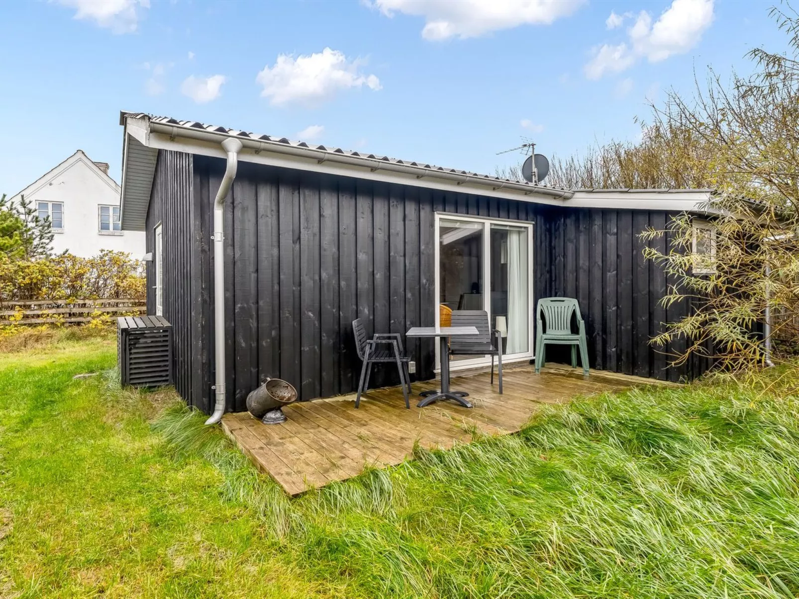 "Tekla" - 75m from the sea-Buiten