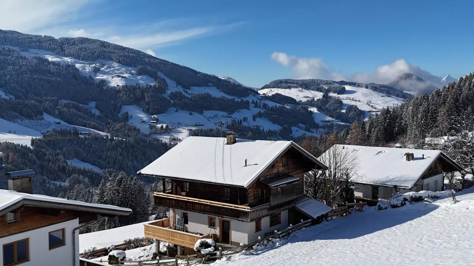Tirola Hütte-Exterieur winter