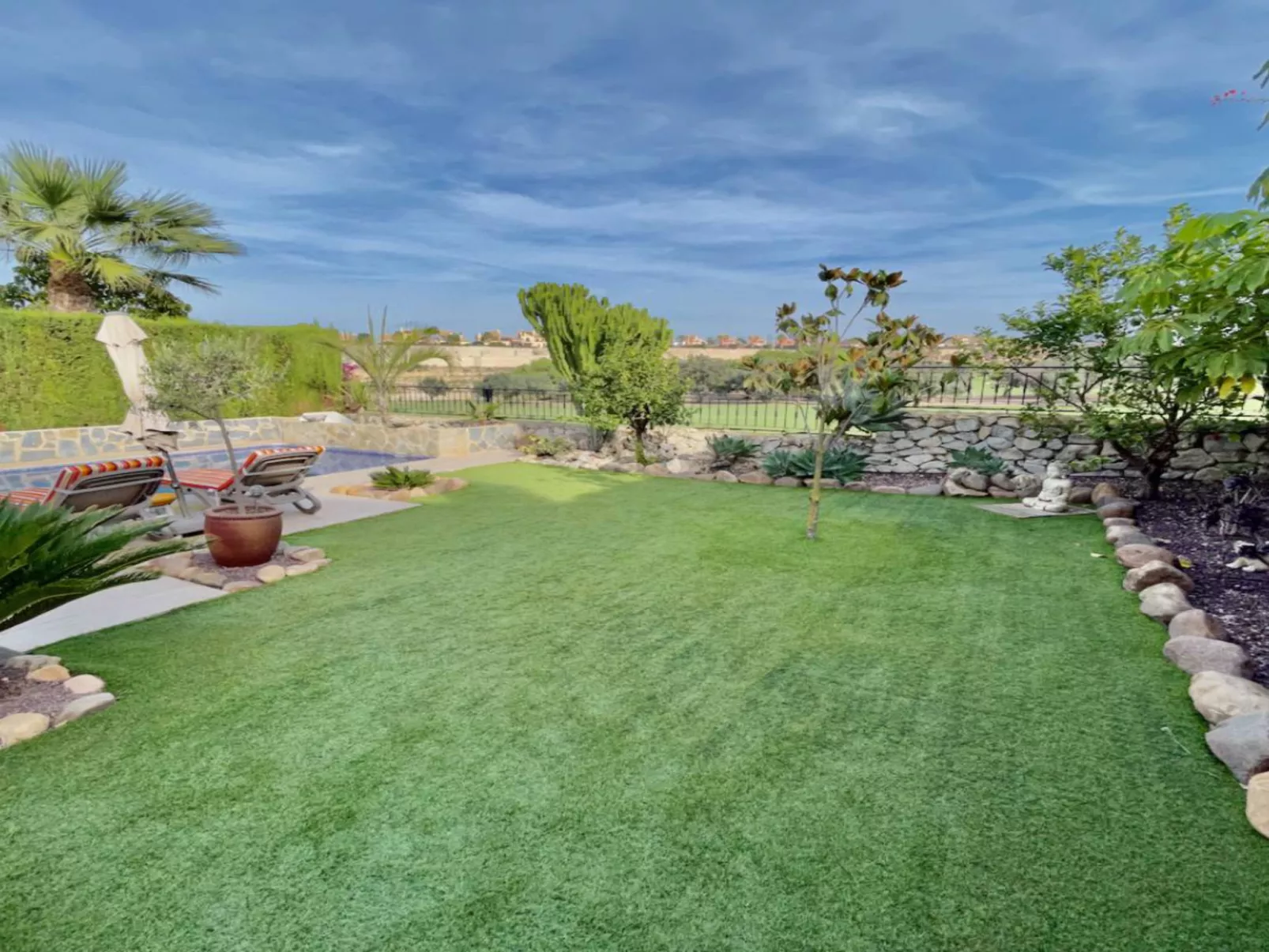 La Finca Frontline-Buiten