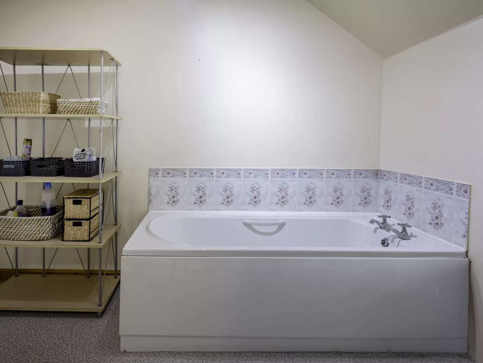 Pitgaveny Apartment-Binnen