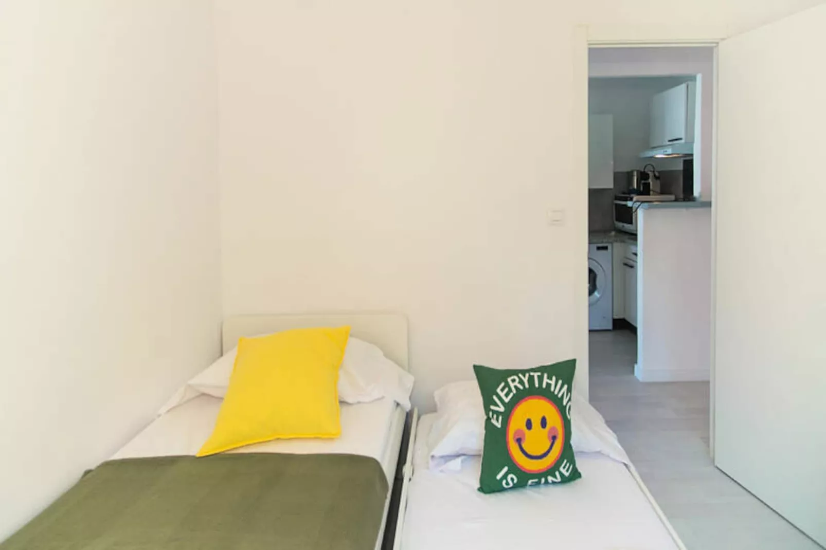 Maison à Roses-Niet-getagd