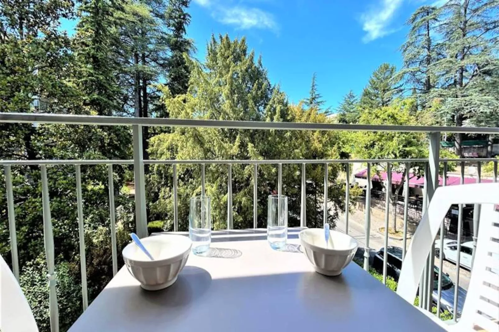 Résidence Flore-Niet-getagd