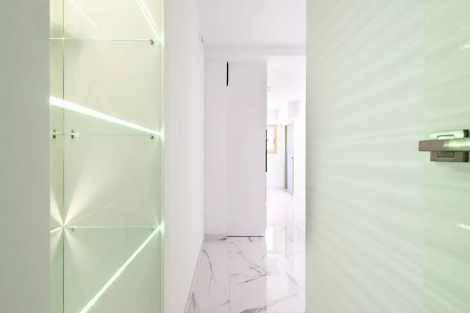 Résidence Spacieux 3p En R&eacute;sidence Avec Piscine-Niet-getagd