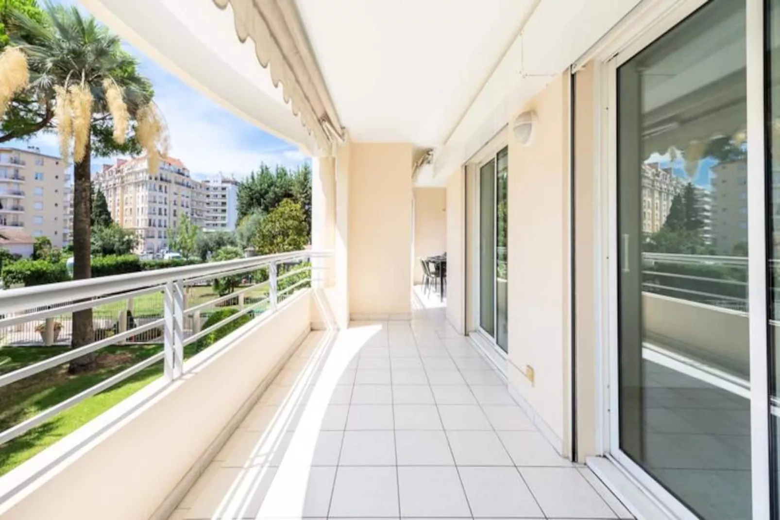 Résidence 2p Résidence Avec Piscine Et Garage, Proche Croisette-Niet-getagd