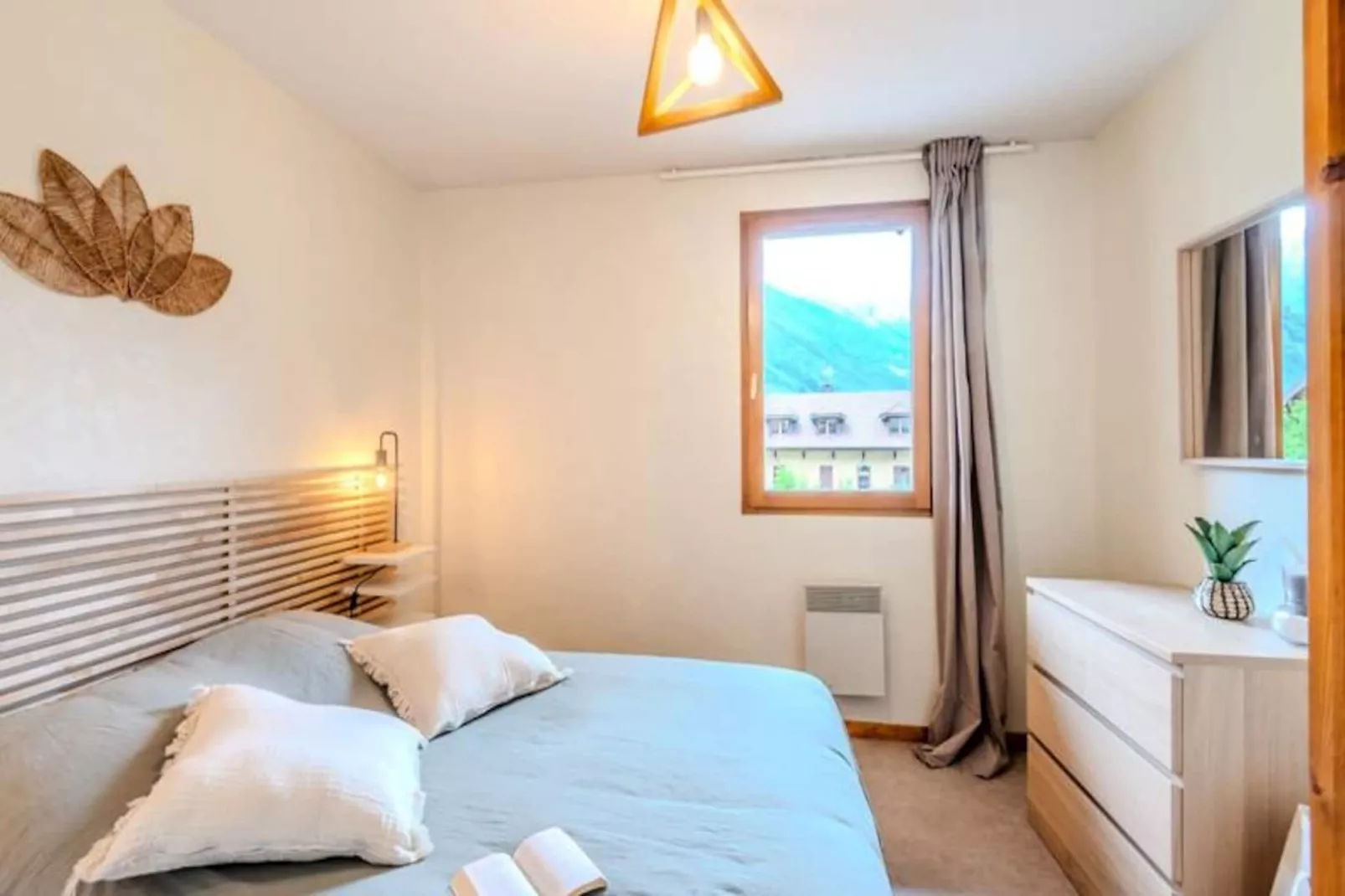 Slow Chalet Th&ocirc;nes: Lac & Montagne -15 Min Ski - Ascenseur, Balcon, Parking-Niet-getagd