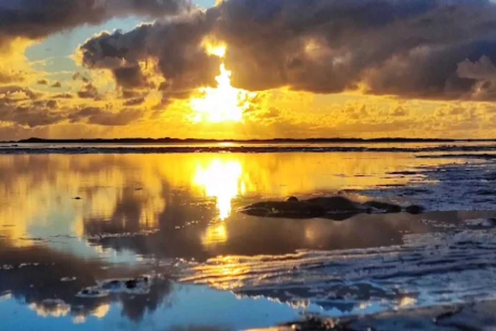 Luxe retraite met sauna -- By Traum Ferienwohnungen-Waterzicht