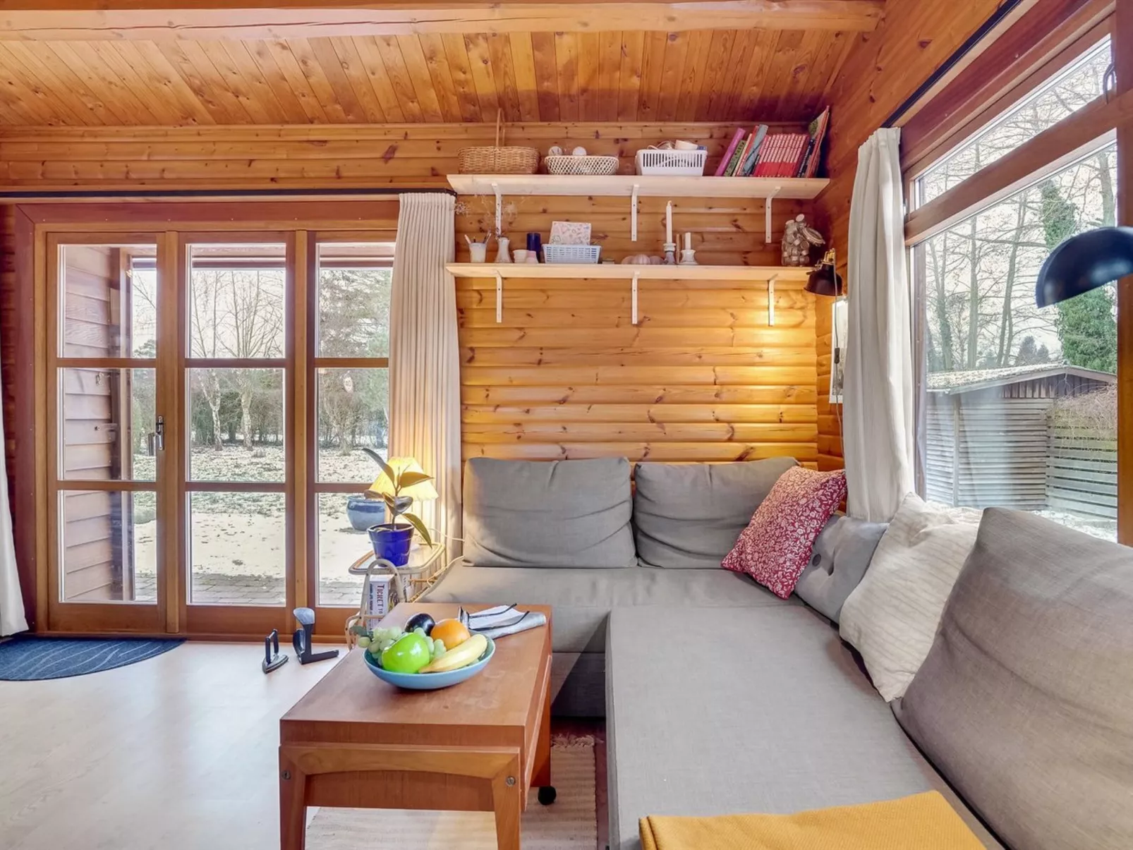 "Agda" - 100m from the sea-Binnen