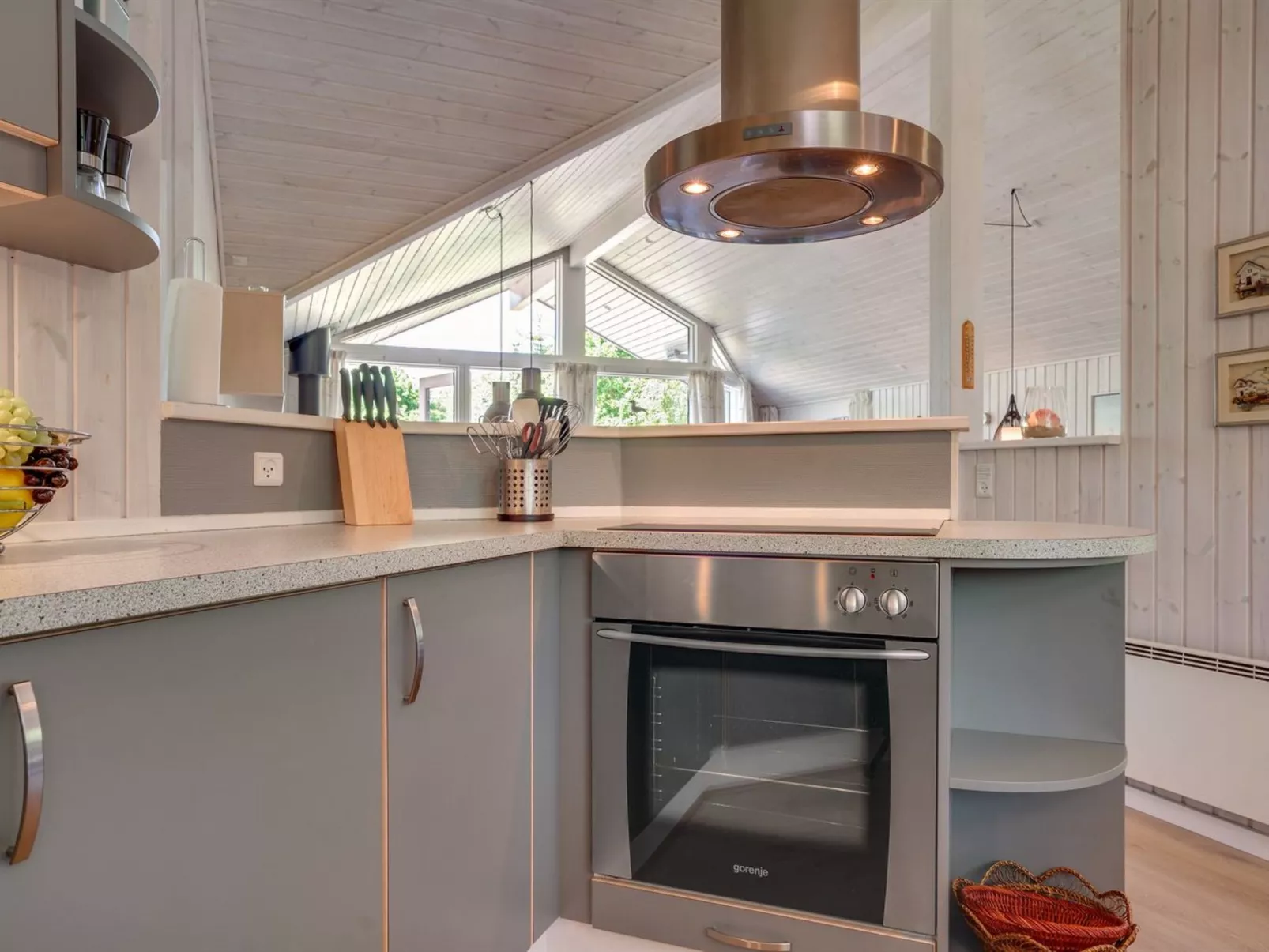 "Esaline" - 400m from the sea-Binnen