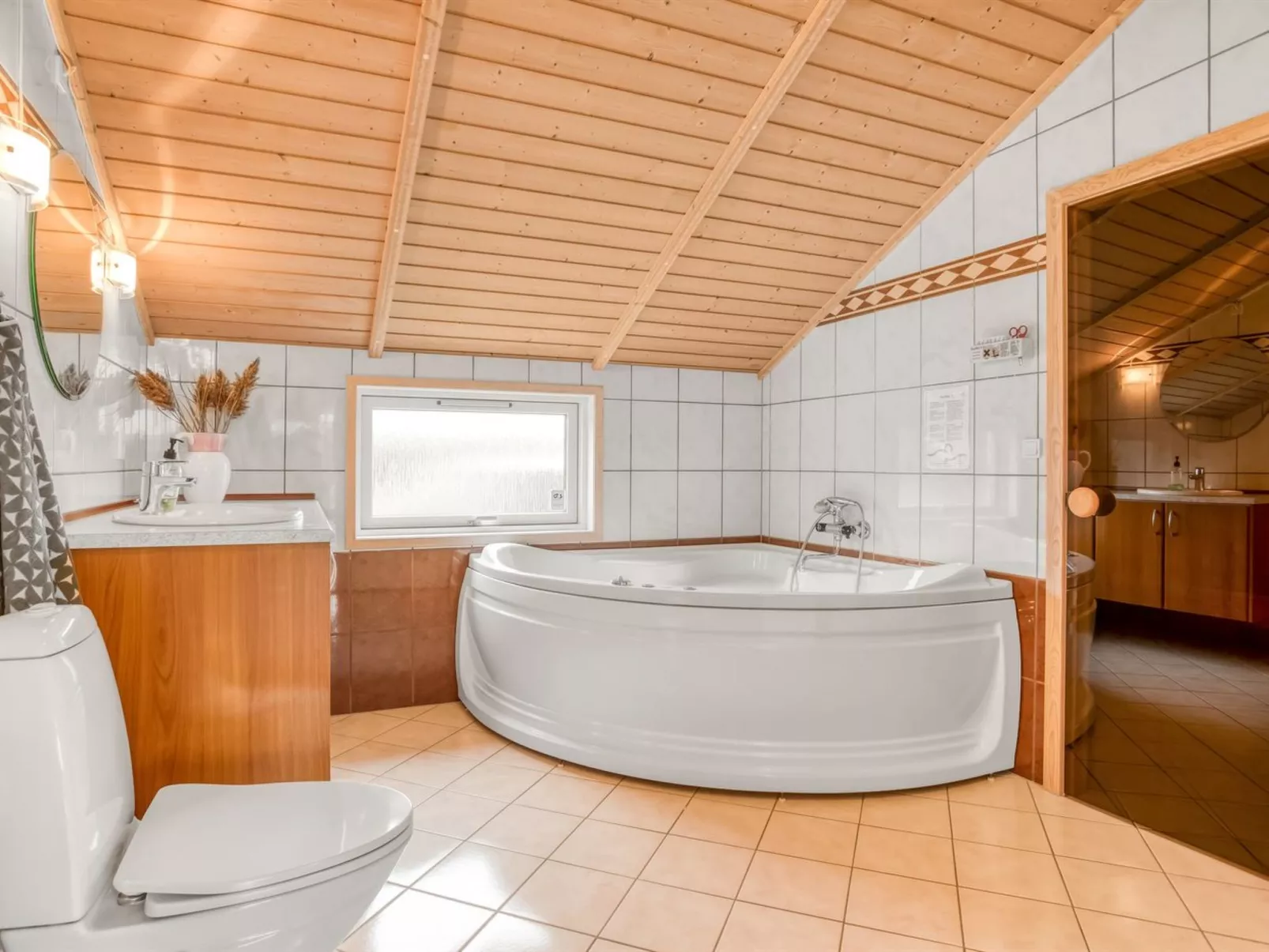 "Leya" - 1.2km from the sea-Binnen