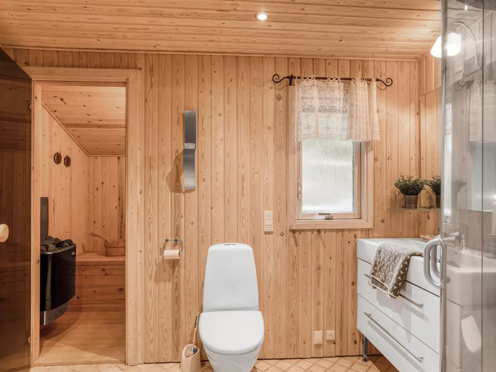 "Birghir" - 1.5km from the sea-Binnen