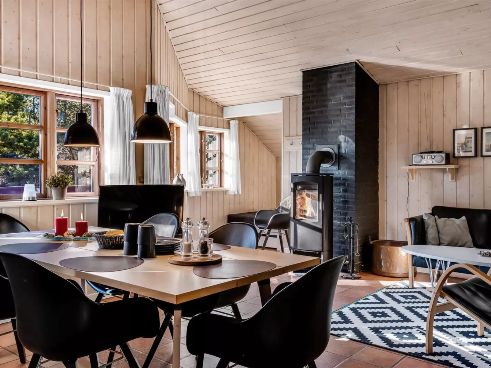 "Heralda" - 3.3km from the sea-Binnen