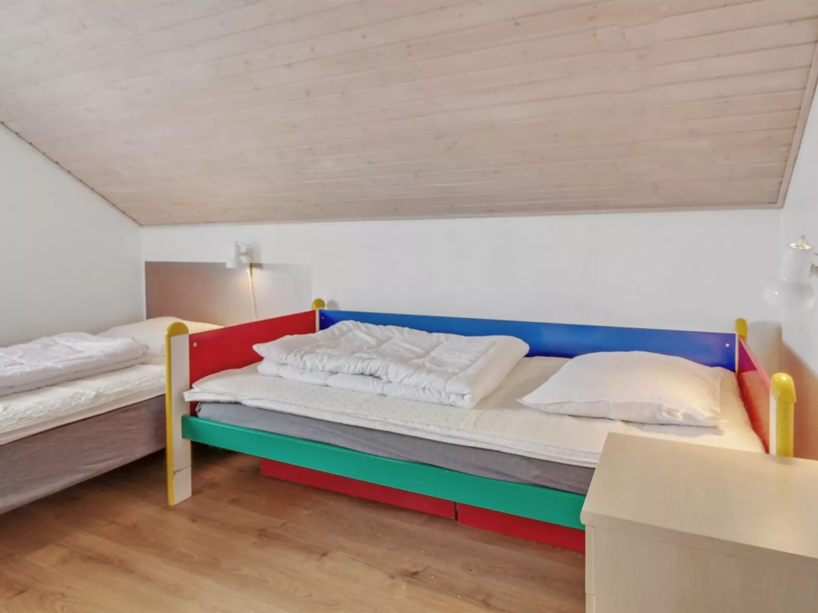 "Odger" - 2.3km from the sea-Binnen