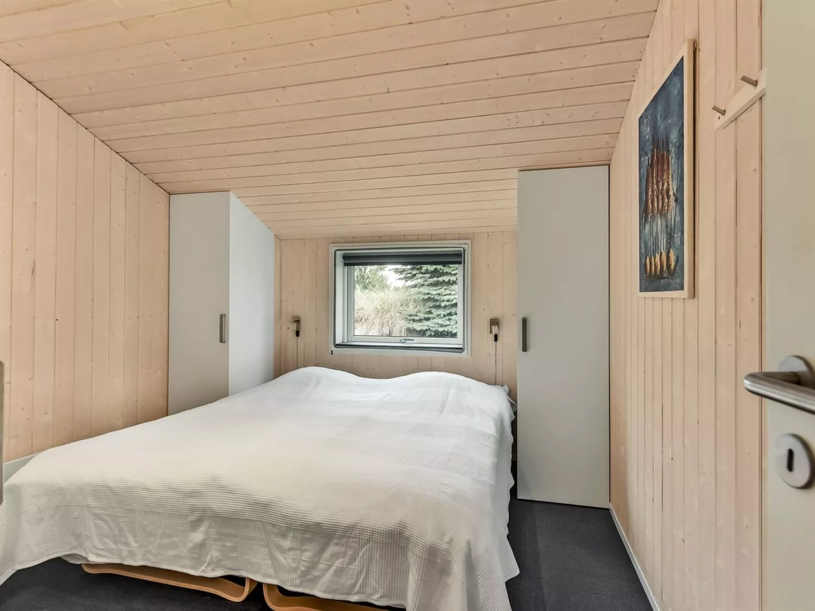 "Lav" - 3.8km from the sea-Binnen