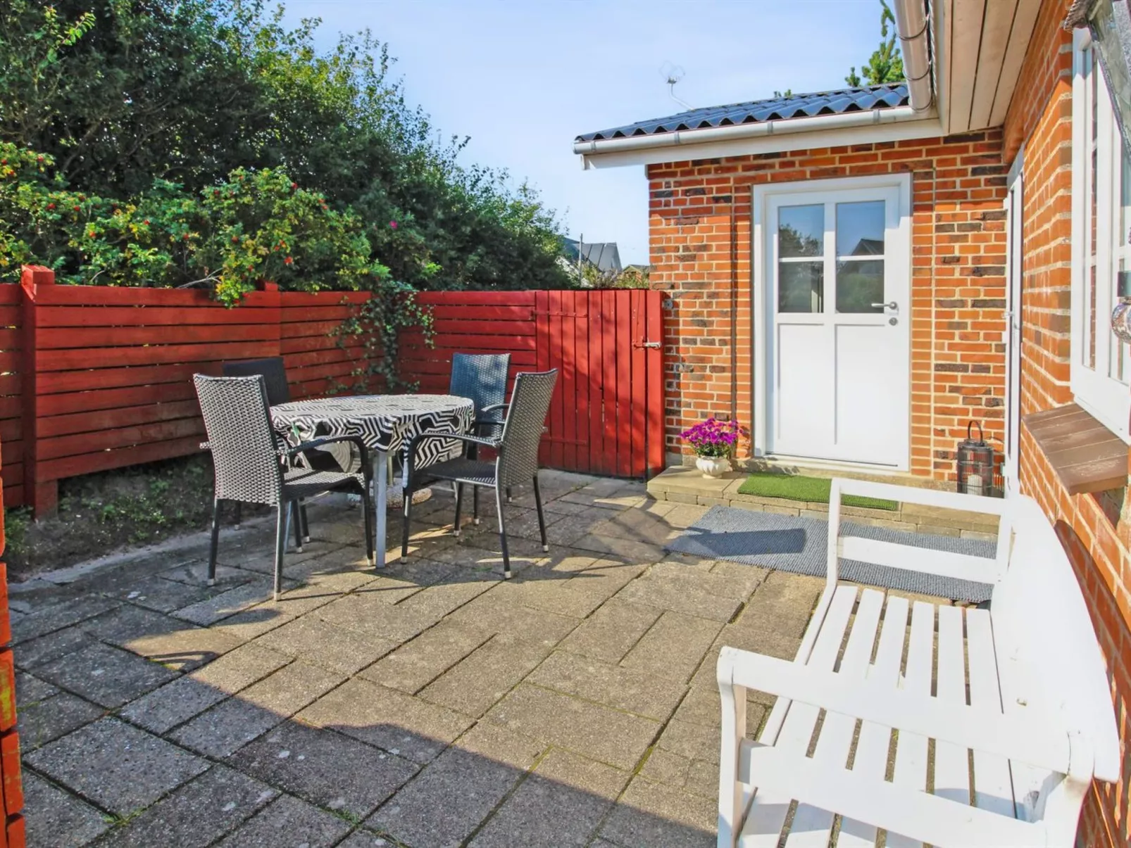 "Hendrine" - 500m from the sea-Buiten