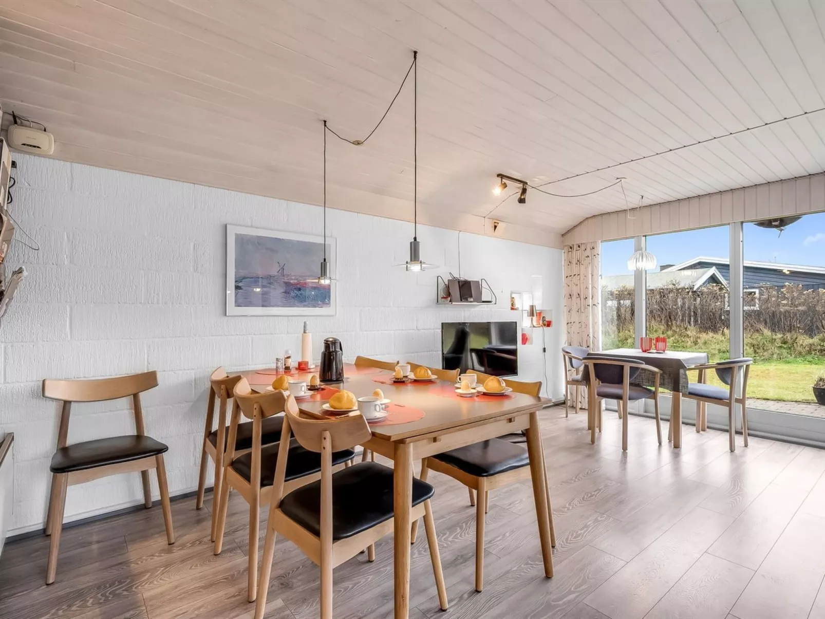 "Safina" -  from the sea-Binnen