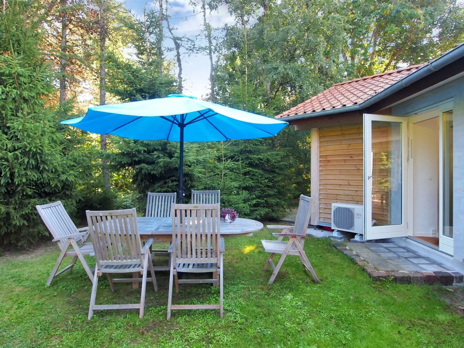 "Fernande" - 150m from the sea-Buiten