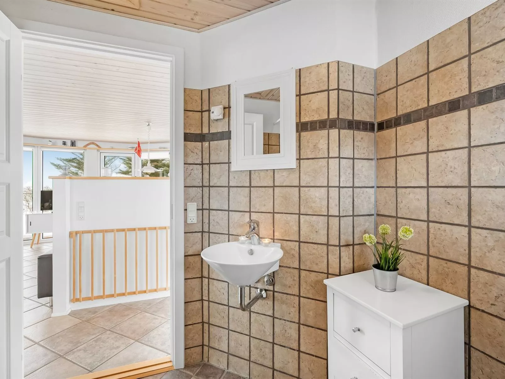 "Ginny" - 300m to the fjord-Binnen