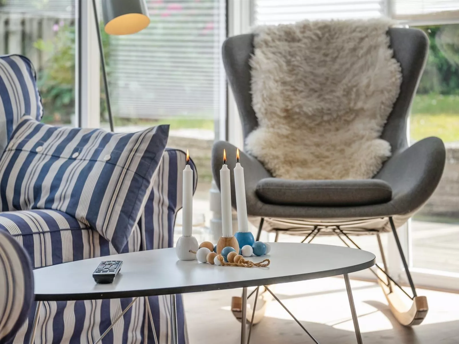 "Elain" -  from the sea-Binnen