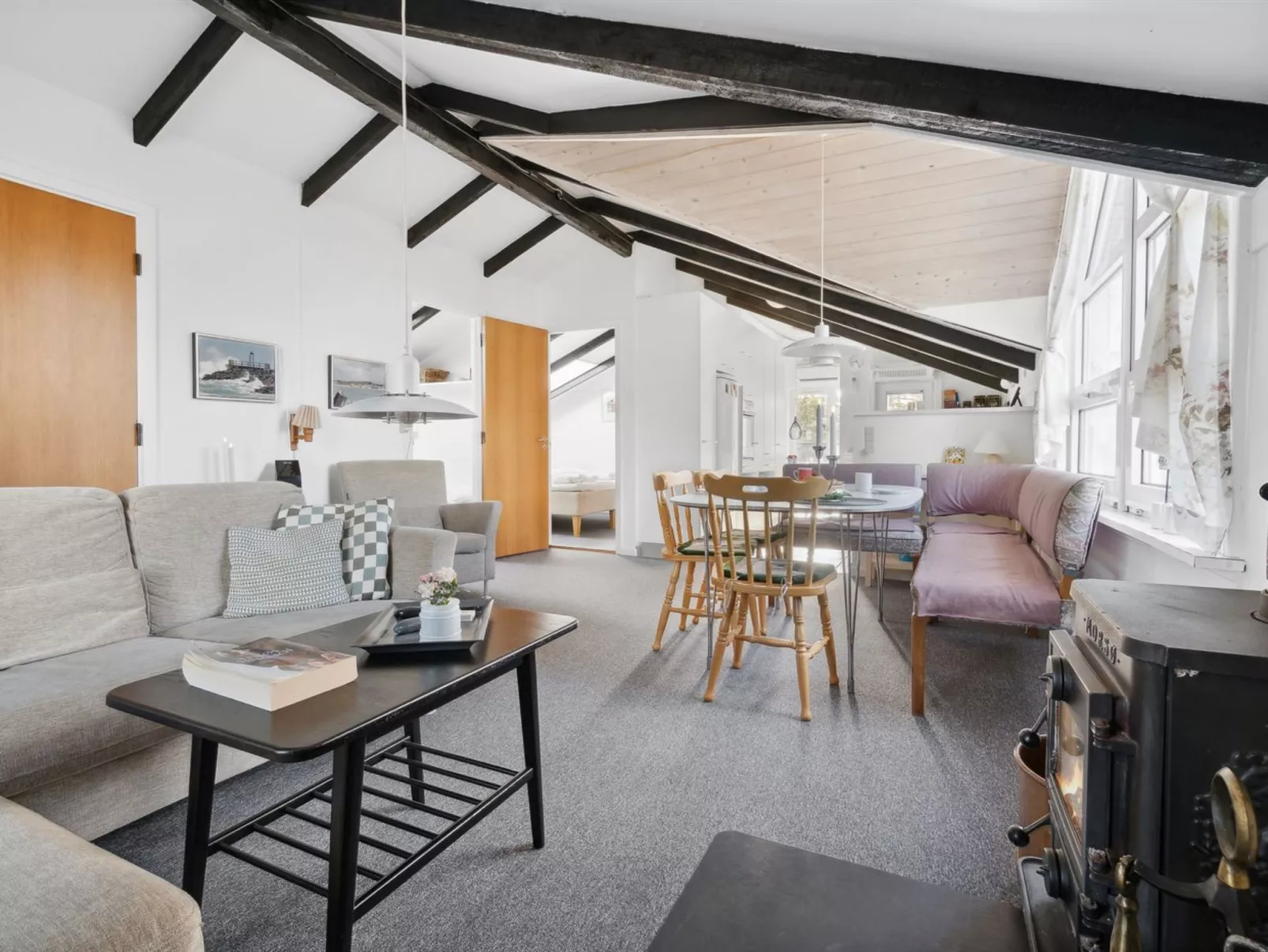 "Biriel" - 1km from the sea-Binnen